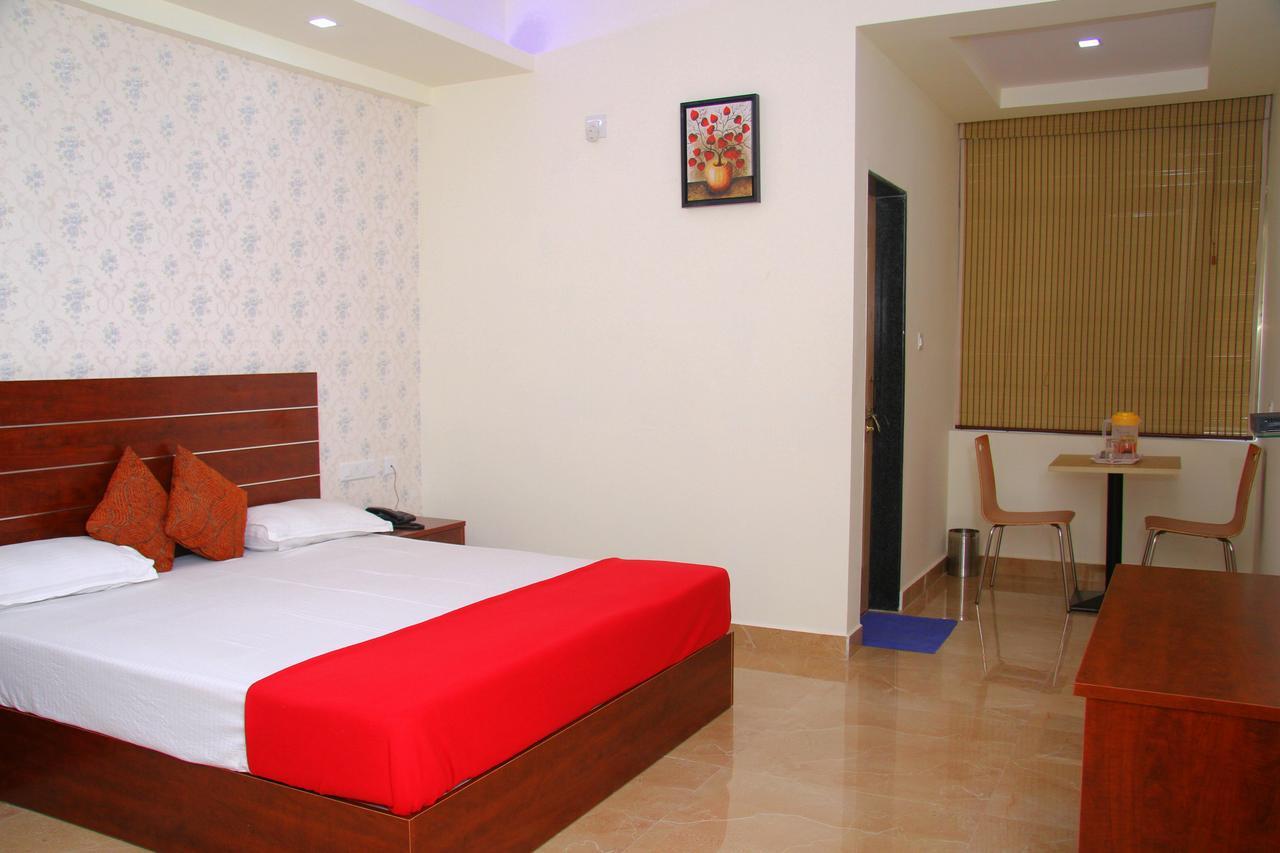Hotel Kateel International Karkal Екстериор снимка