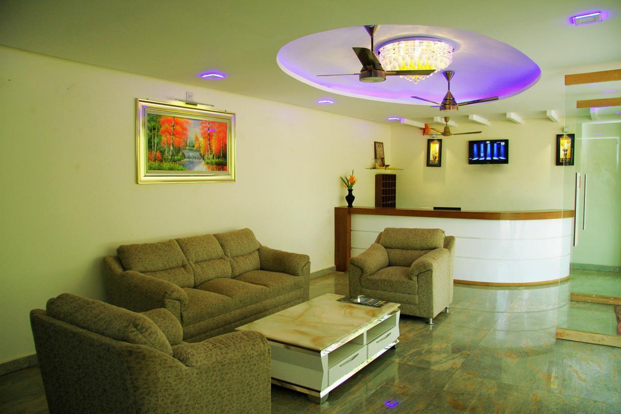 Hotel Kateel International Karkal Екстериор снимка